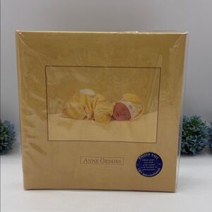 Anne Geddes Photo Album Baby 24 pictures Book Yellow Bunny Rabbit